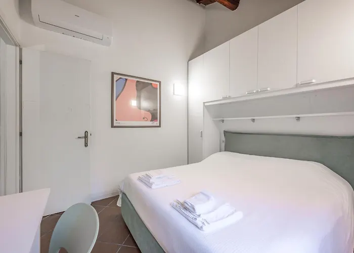 Piazza Ariostea Apartament *