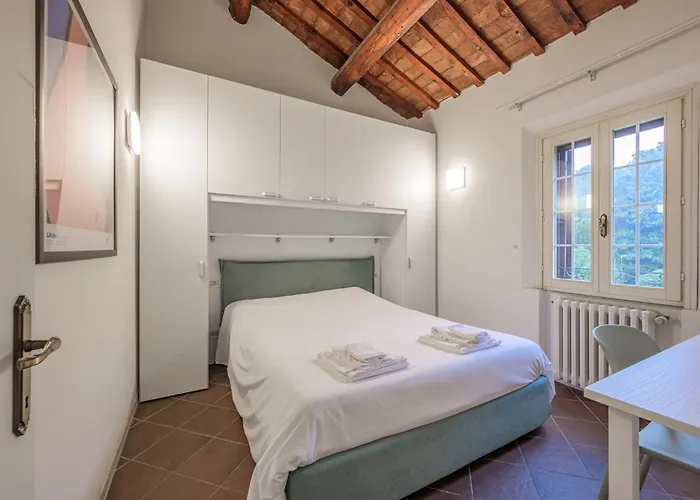 Piazza Ariostea * フェラーラ